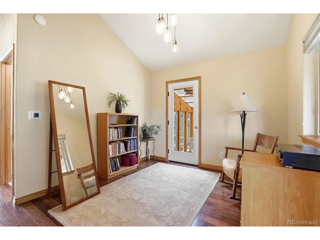 Photo of 33888 Bardwell Rd