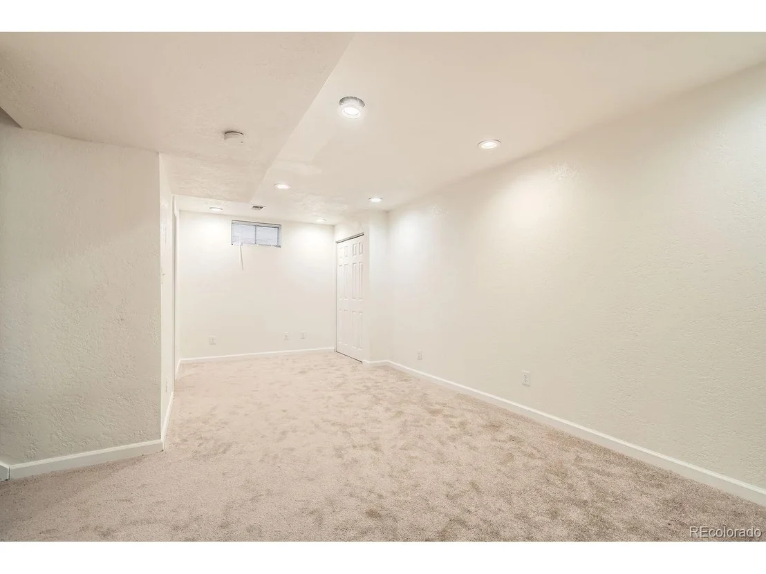 Photo of 7041 Ruth Way