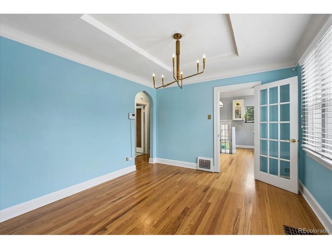 Photo of 1400 Elm St