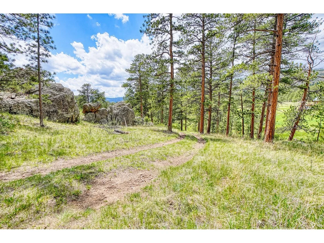 Photo of 2365 Storm Mountain Dr