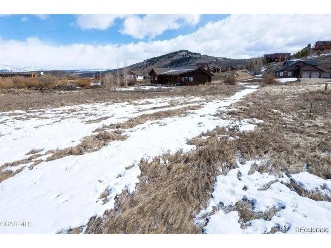 Photo of 82 Willow Dr