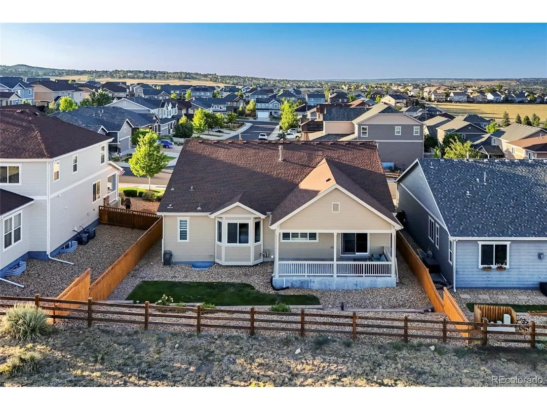 Photo of 7658 Oasis Dr