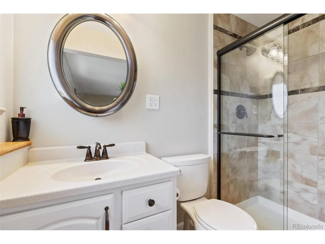 Photo of 1202 W 100th Pl