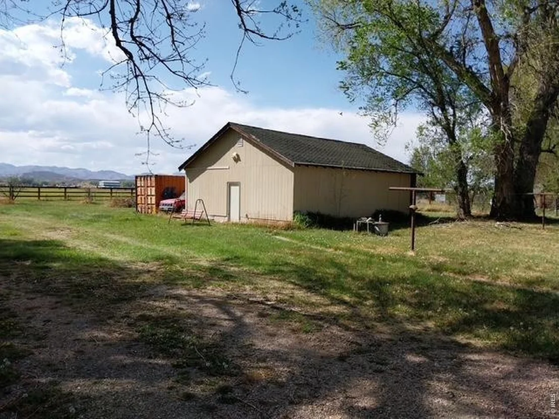 Photo of 2919 Farview Dr