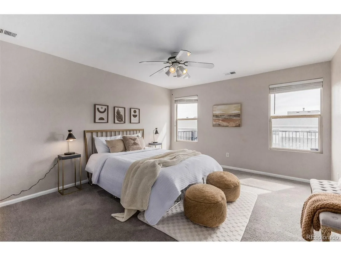 Photo of 452 E 78th Dr