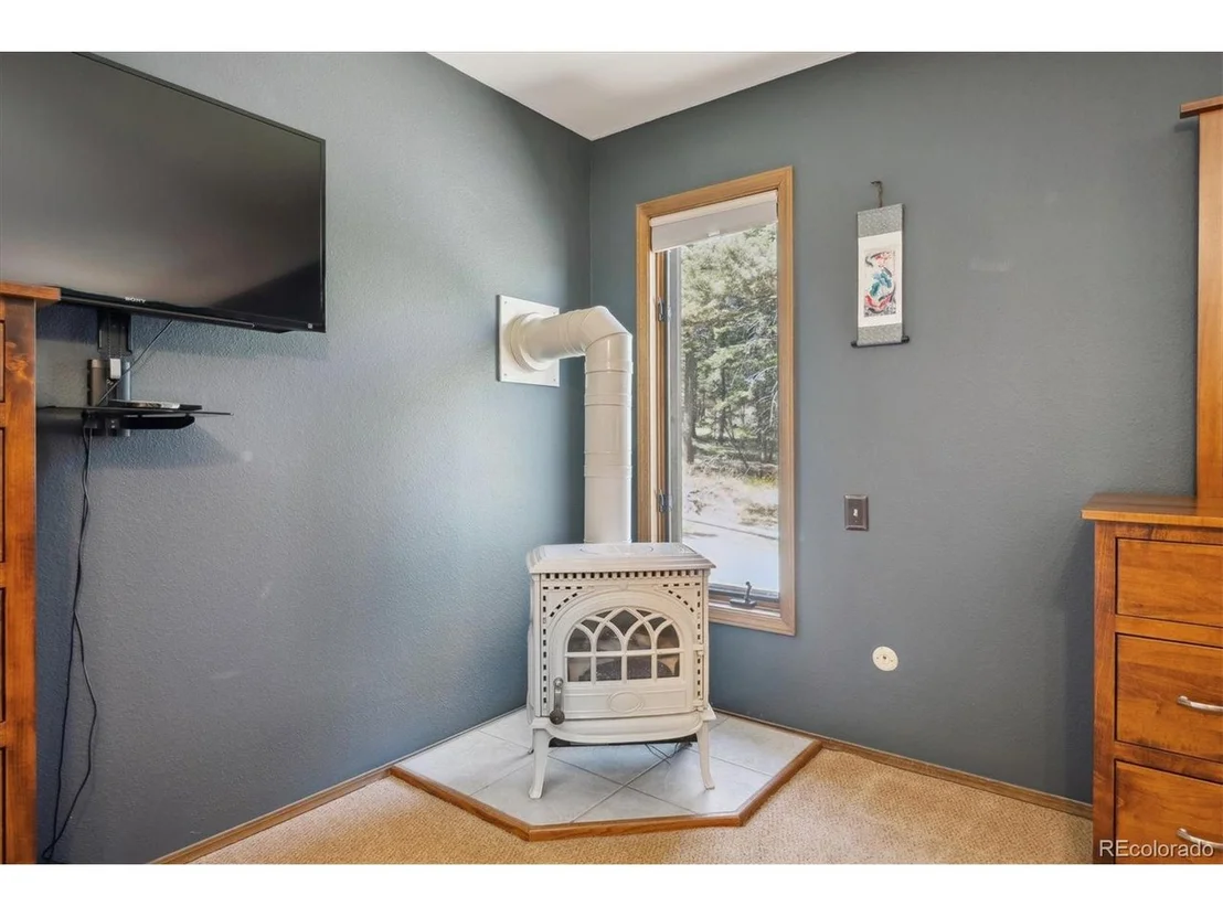 Photo of 25357 Snyder Ave