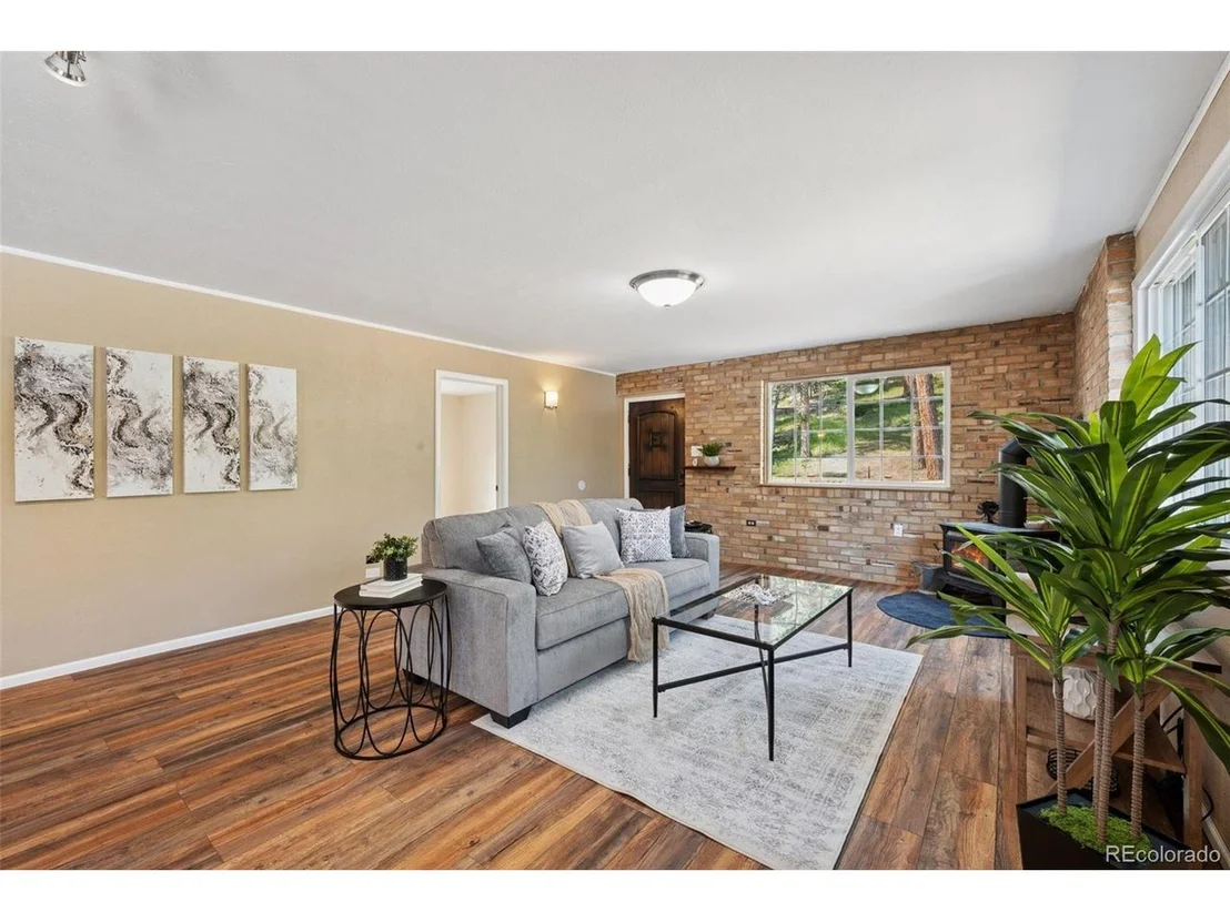 Photo of 264 Whiskey Jay Hill Rd