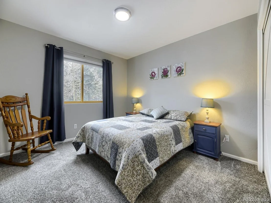 Photo of 10622 Conifer Mountain Rd