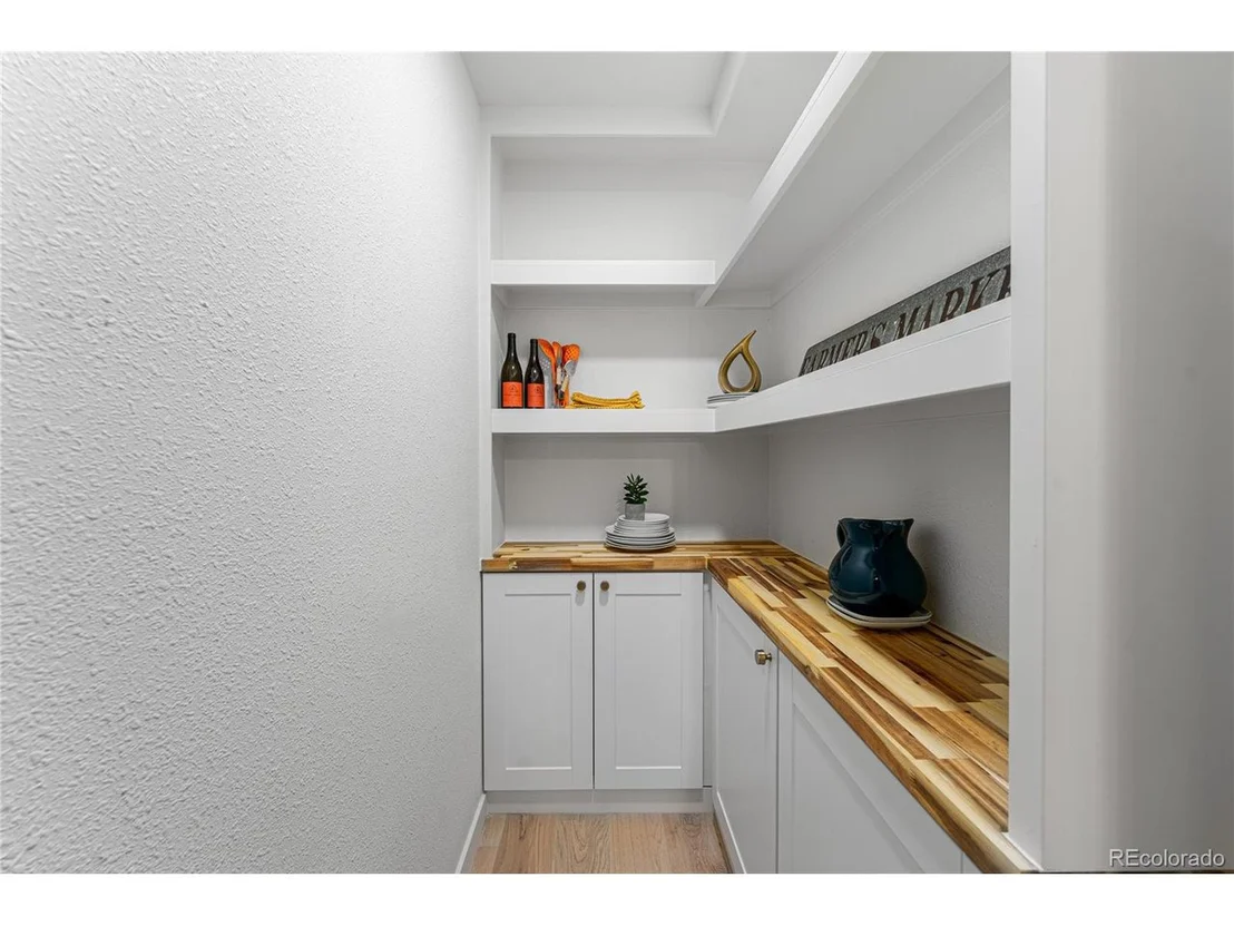 Photo of 1401 Hillside Dr