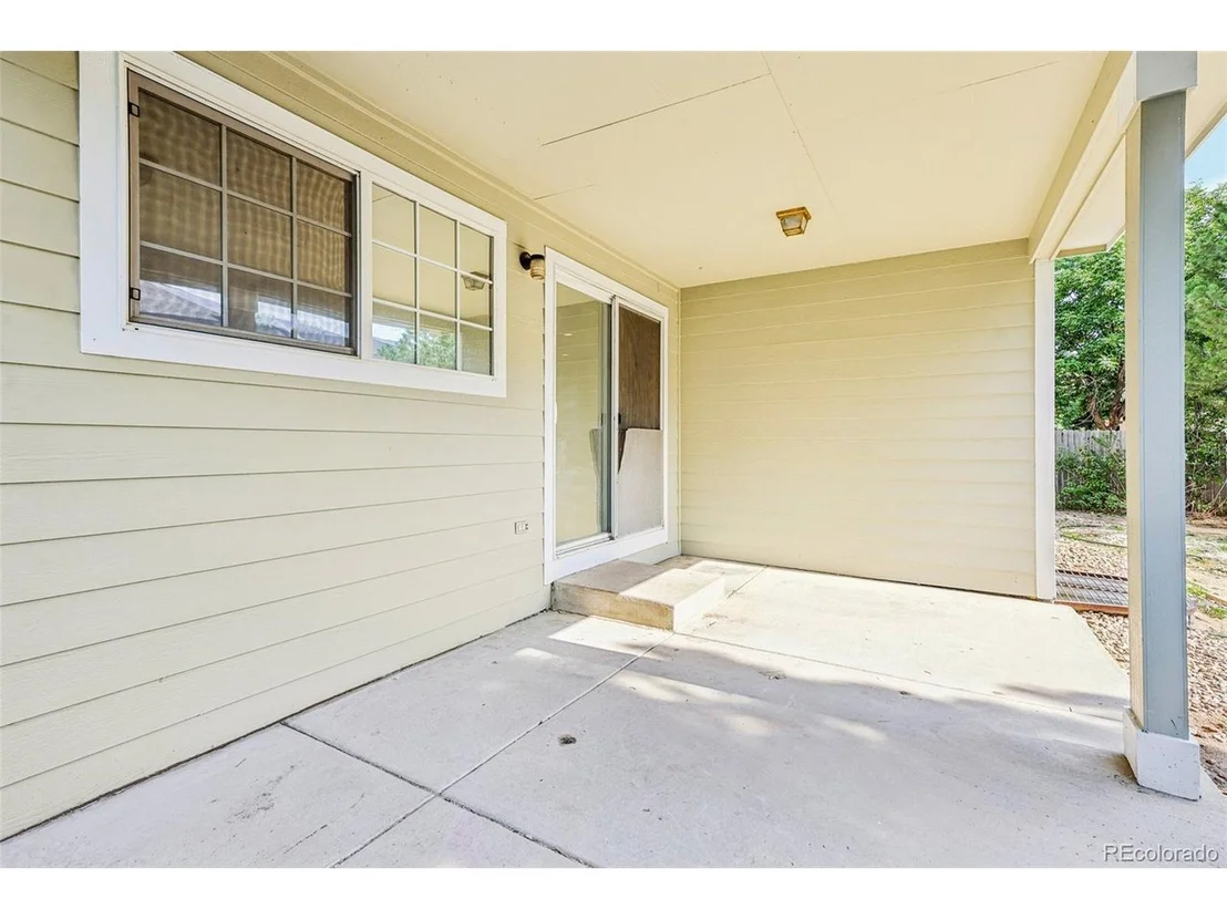 Photo of 5974 Sparrow Ave