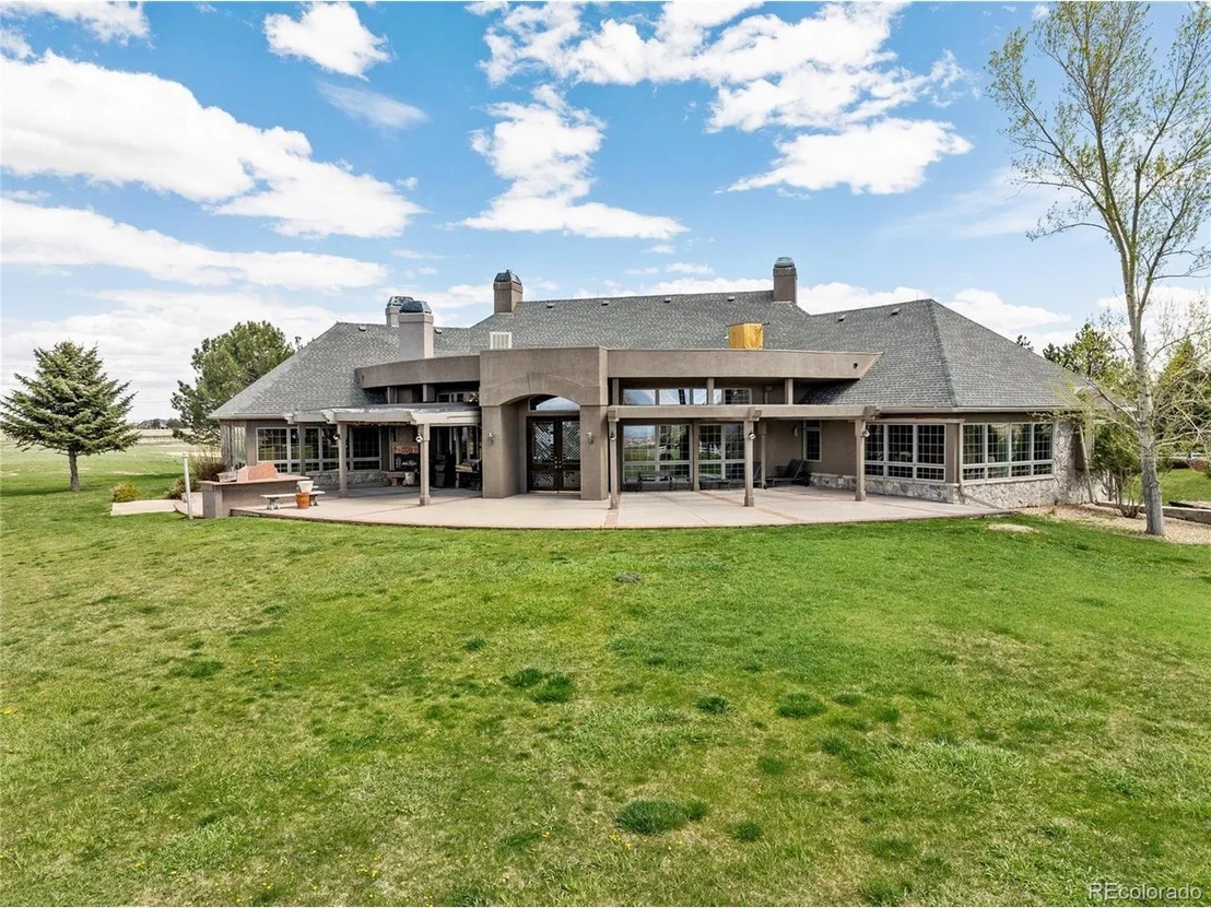 Photo of 9983 Heather Dr