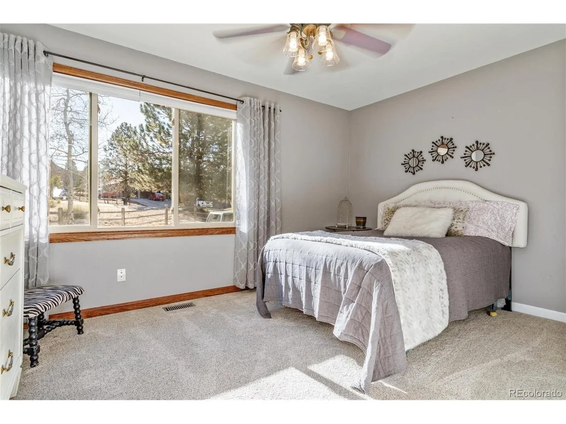 Photo of 8355 Lightening View Dr