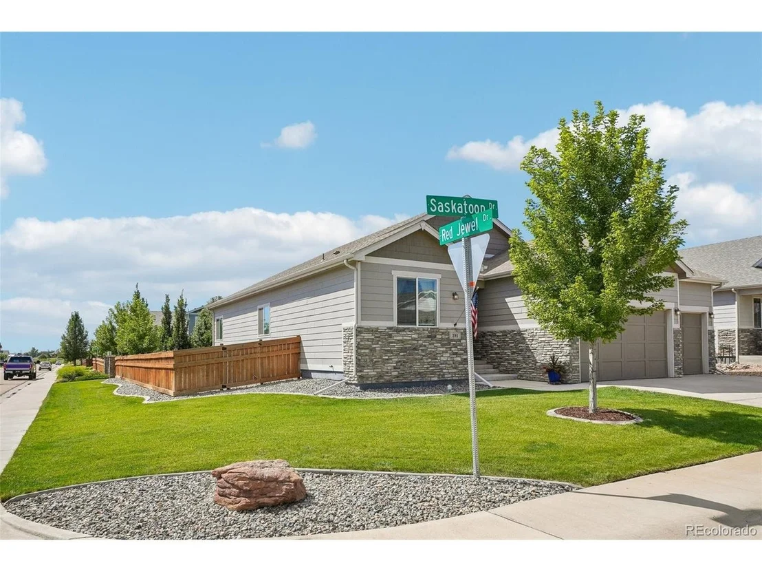 Photo of 291 Saskatoon Dr