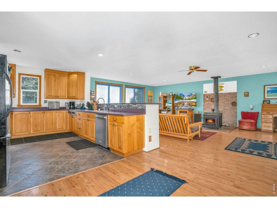 Photo of 527 Hemlock Dr
