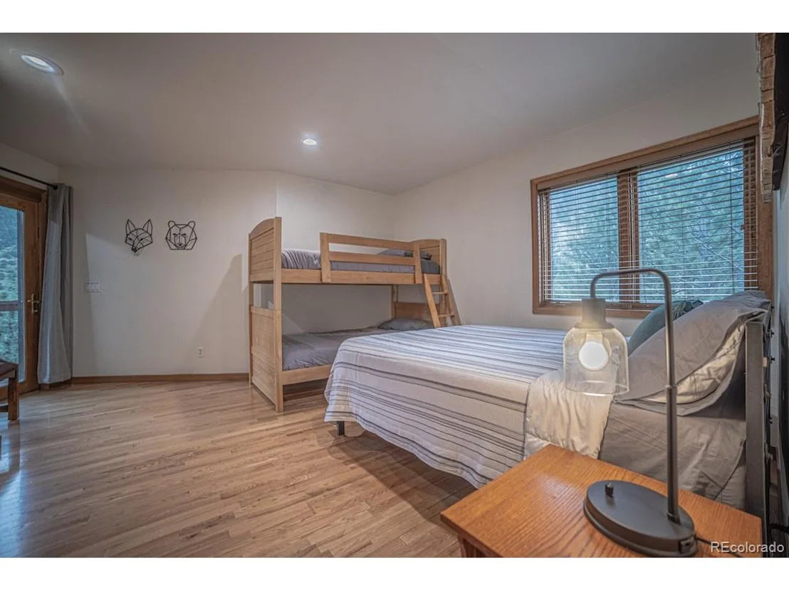 Photo of 350 Saxon Mountain Rd
