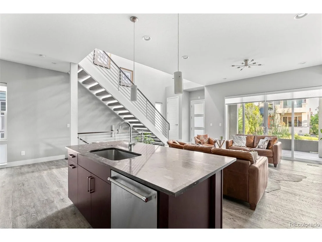 Photo of 6700 Morrison Dr