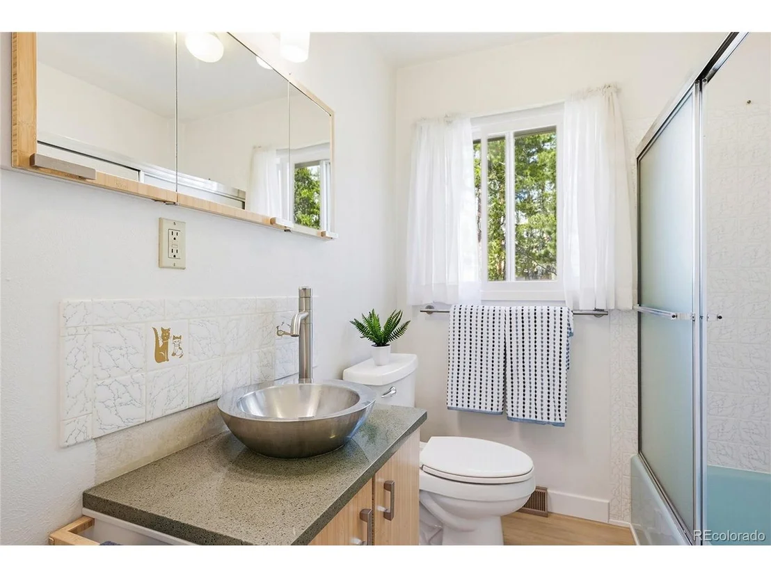 Photo of 10568 Walters Cir