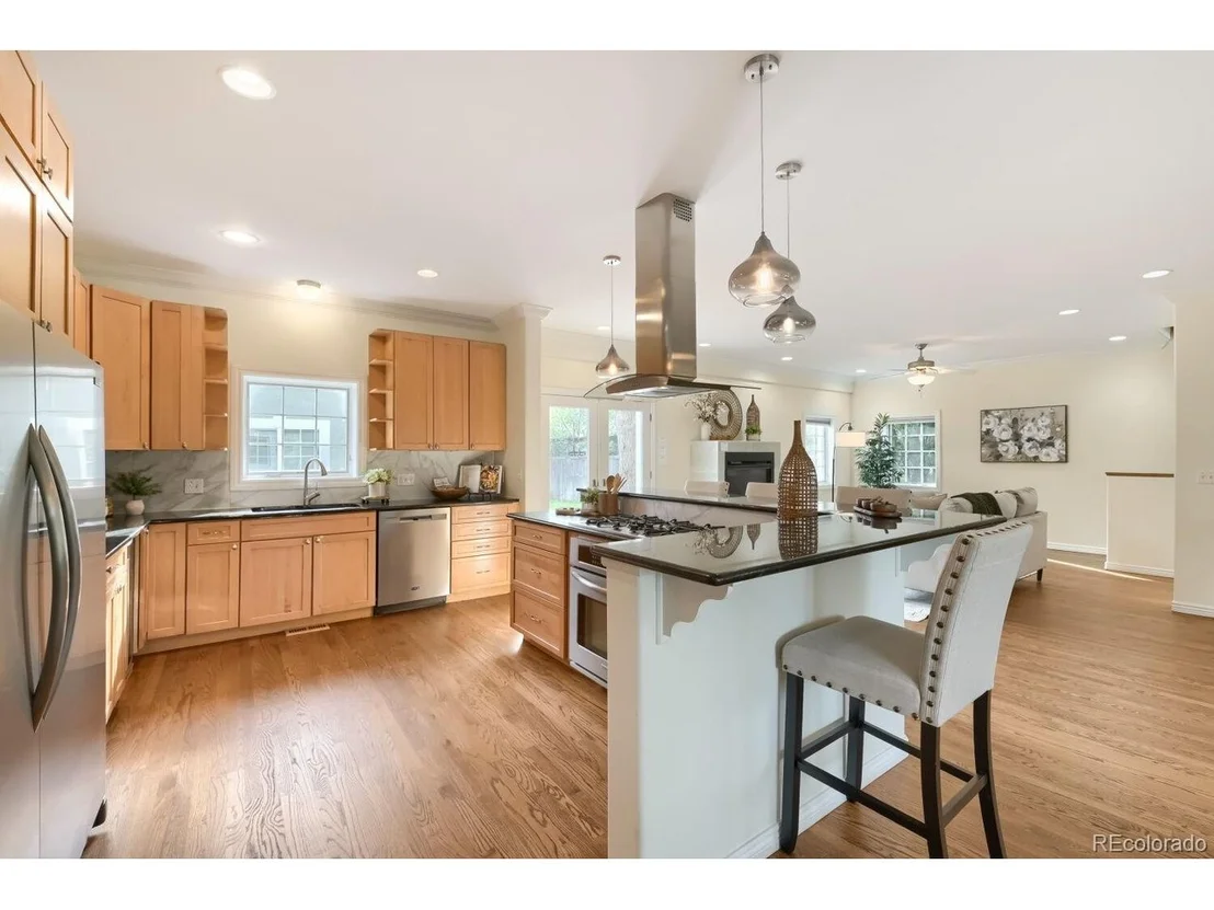 Photo of 906 Forest St
