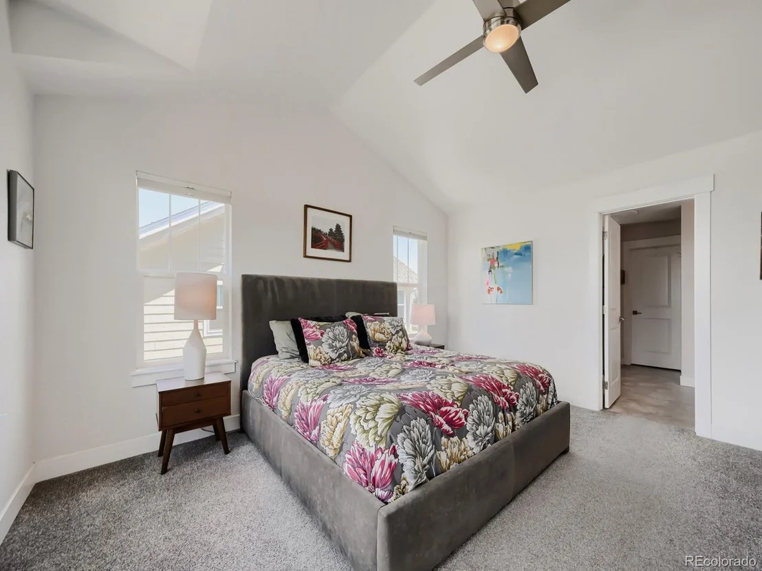 Photo of 2902 Twin Lakes Cir