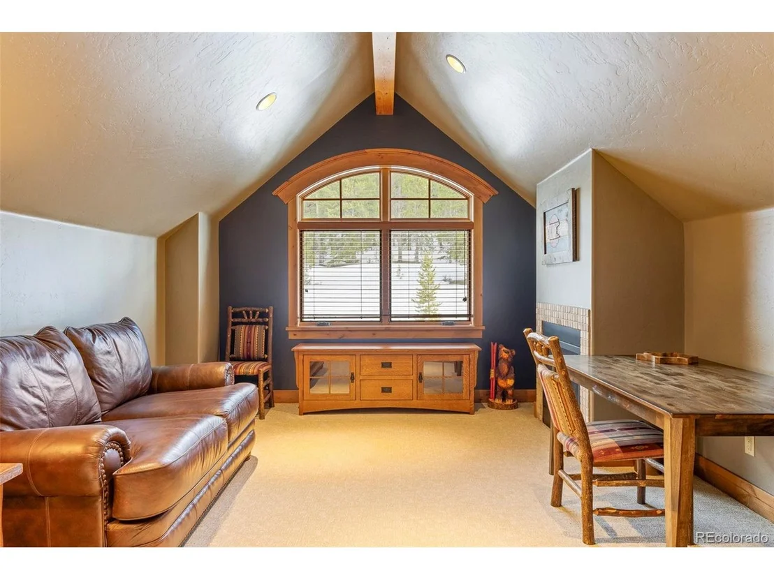 Photo of 174 Sage Dr