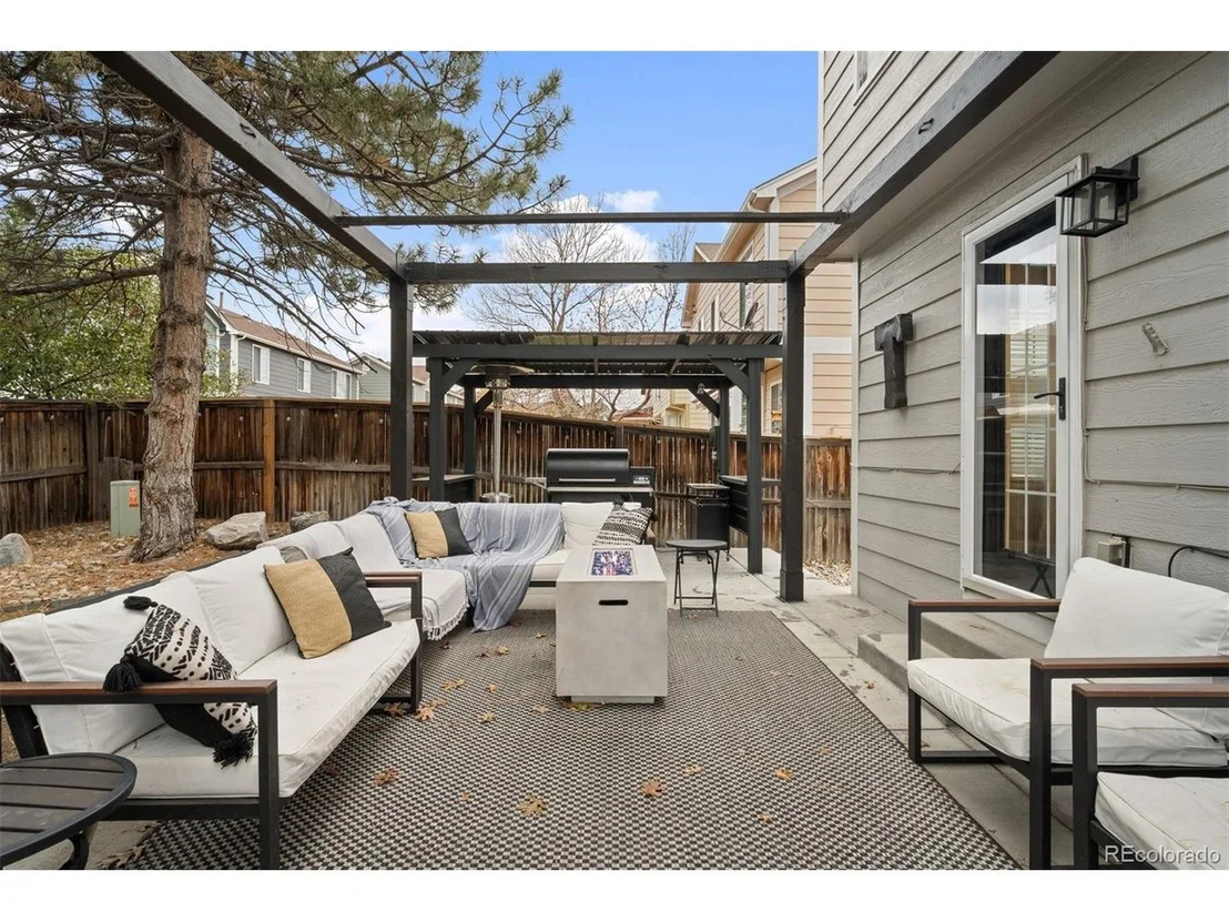 Photo of 2922 White Oak Trl