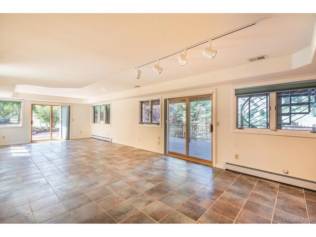 Photo of 177 Boulder View Ln