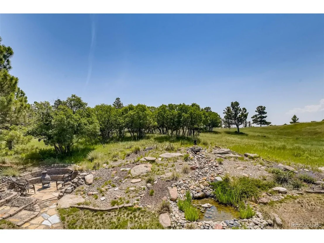 Photo of 7589 Nuthatch Cir