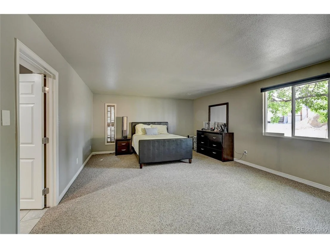 Photo of 2900 W 66th Pl
