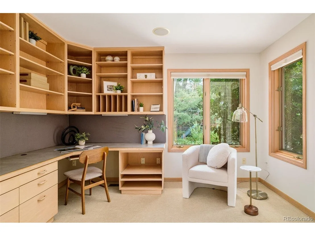 Photo of 1127 Juniper Ave