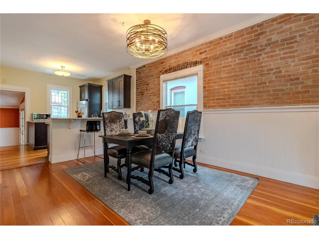 Photo of 132 Delaware St