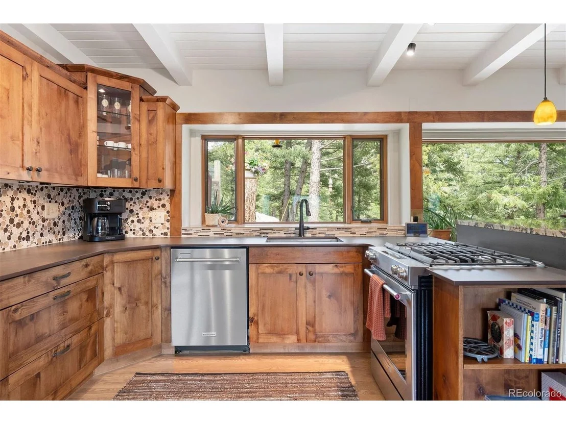 Photo of 187 Marion Dr
