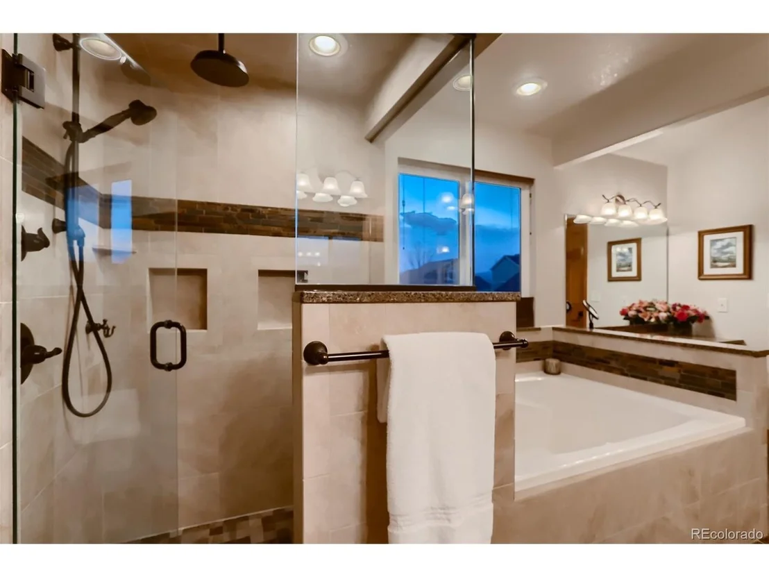 Photo of 5827 Blue Mountain Cir
