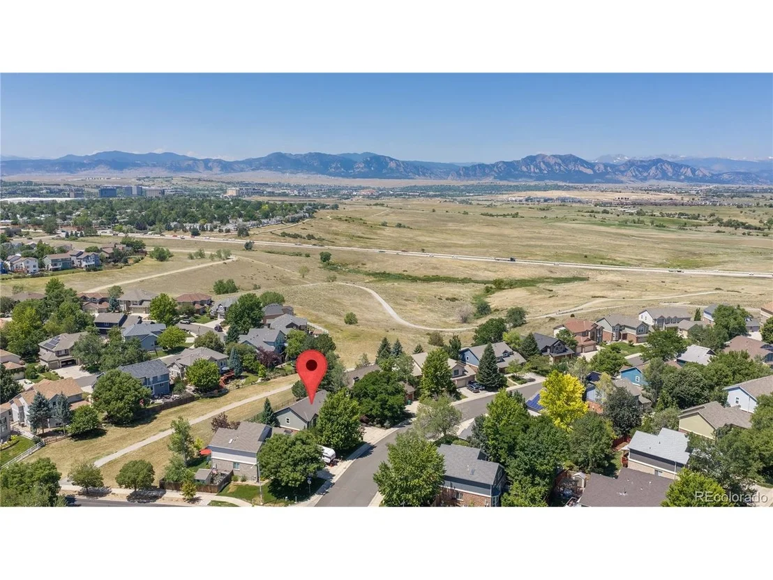 Photo of 1104 Ridgeview Cir