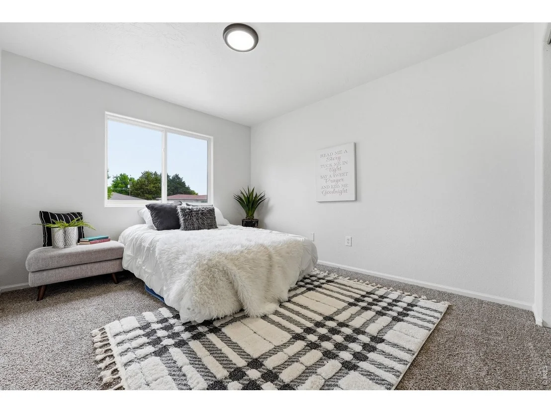 Photo of 2525 50th Ave