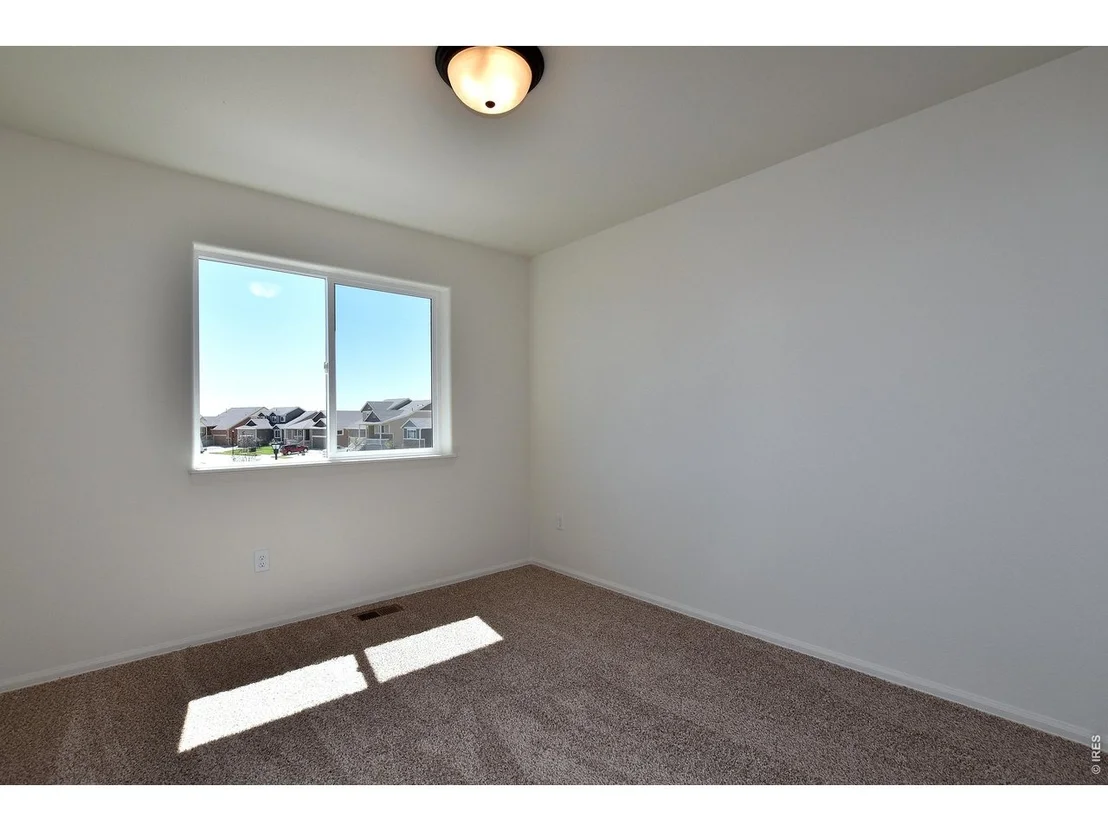 Photo of 520 85th Ave