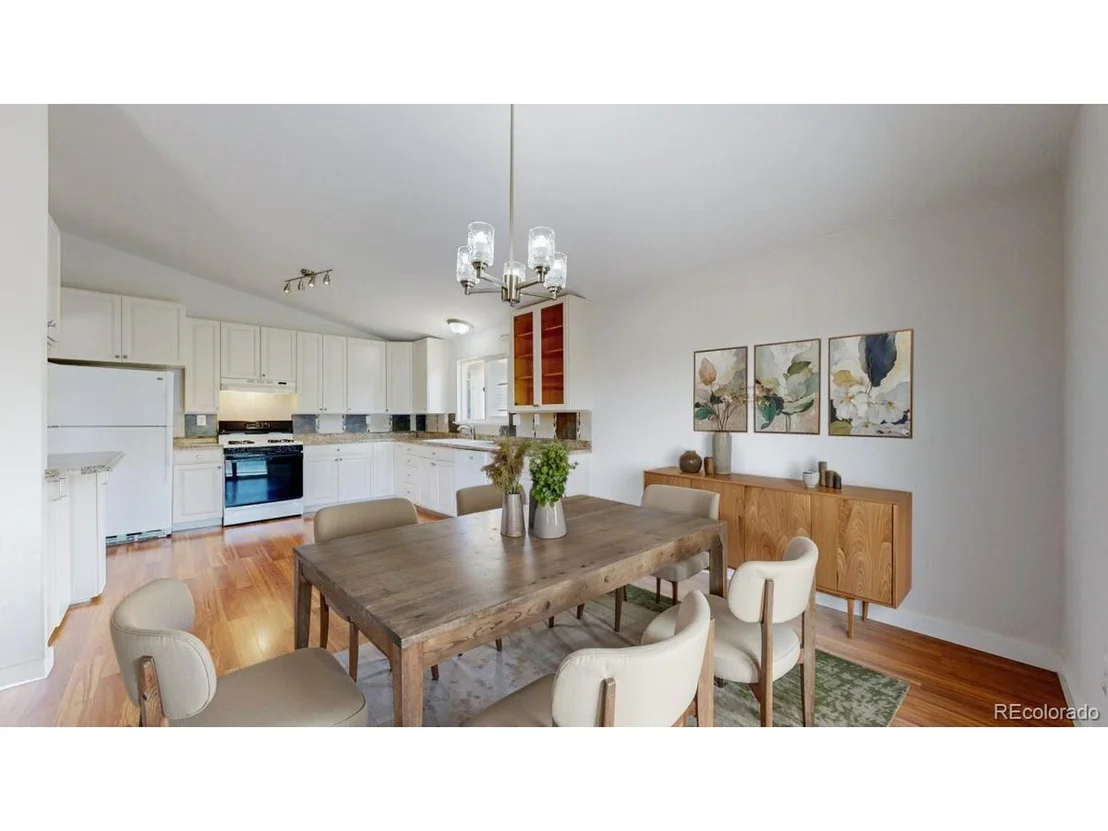 Photo of 1289 Doric Dr