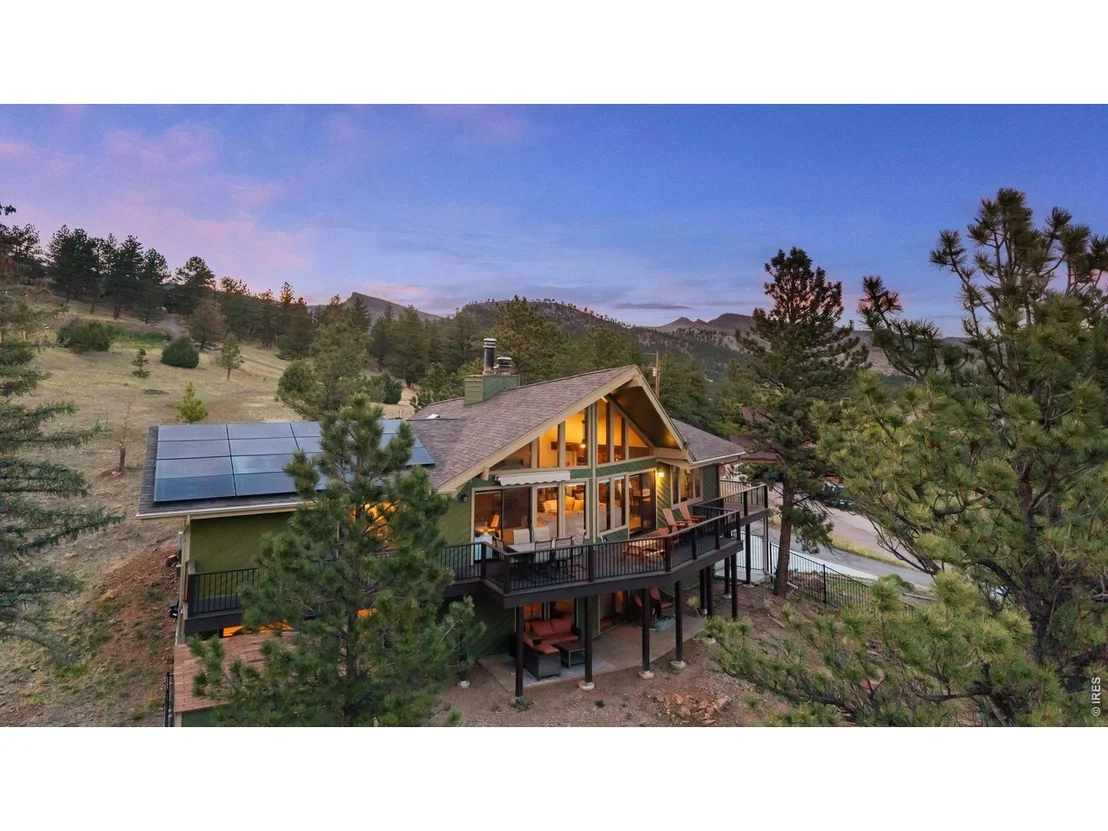 Photo of 8563 Middle Fork Rd