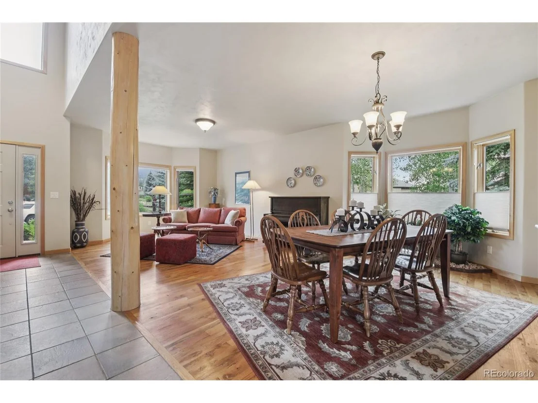 Photo of 1545 Legend Lake Cir
