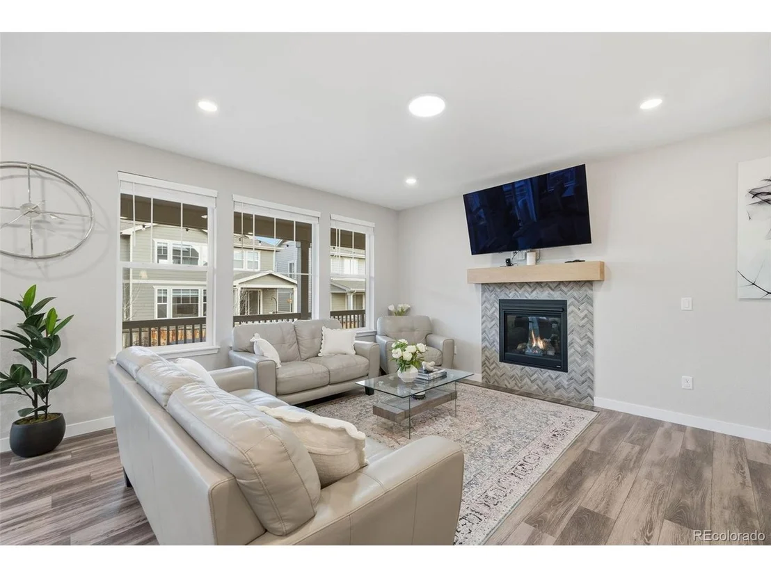 Photo of 17668 Eclipse St