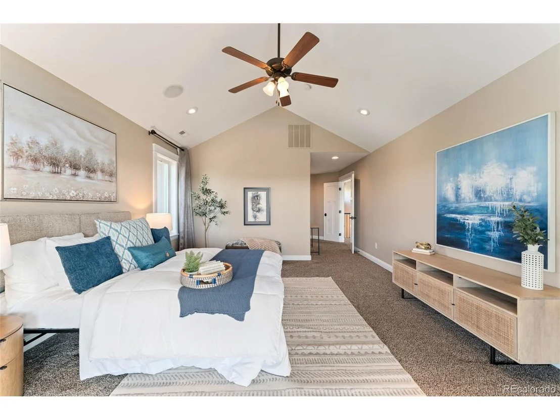 Photo of 12648 Waterside Ln