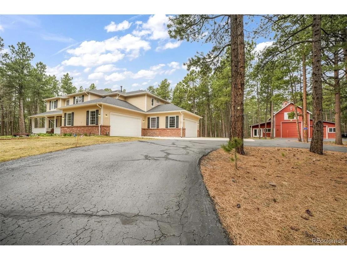 Photo of 19010 Deerfield Rd
