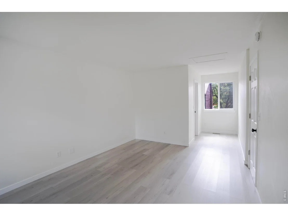Photo of 1009 Townley Cir