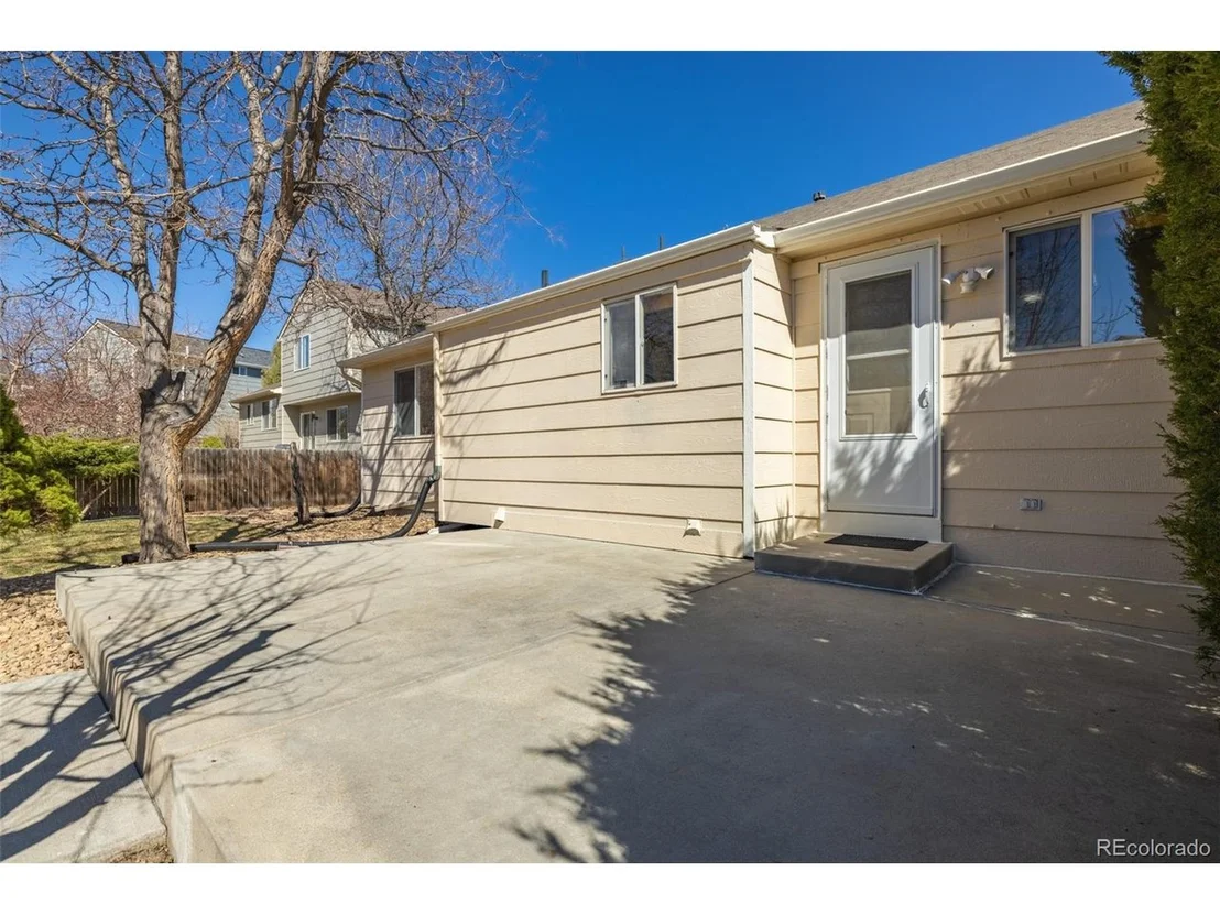 Photo of 1019 Red Oak Dr
