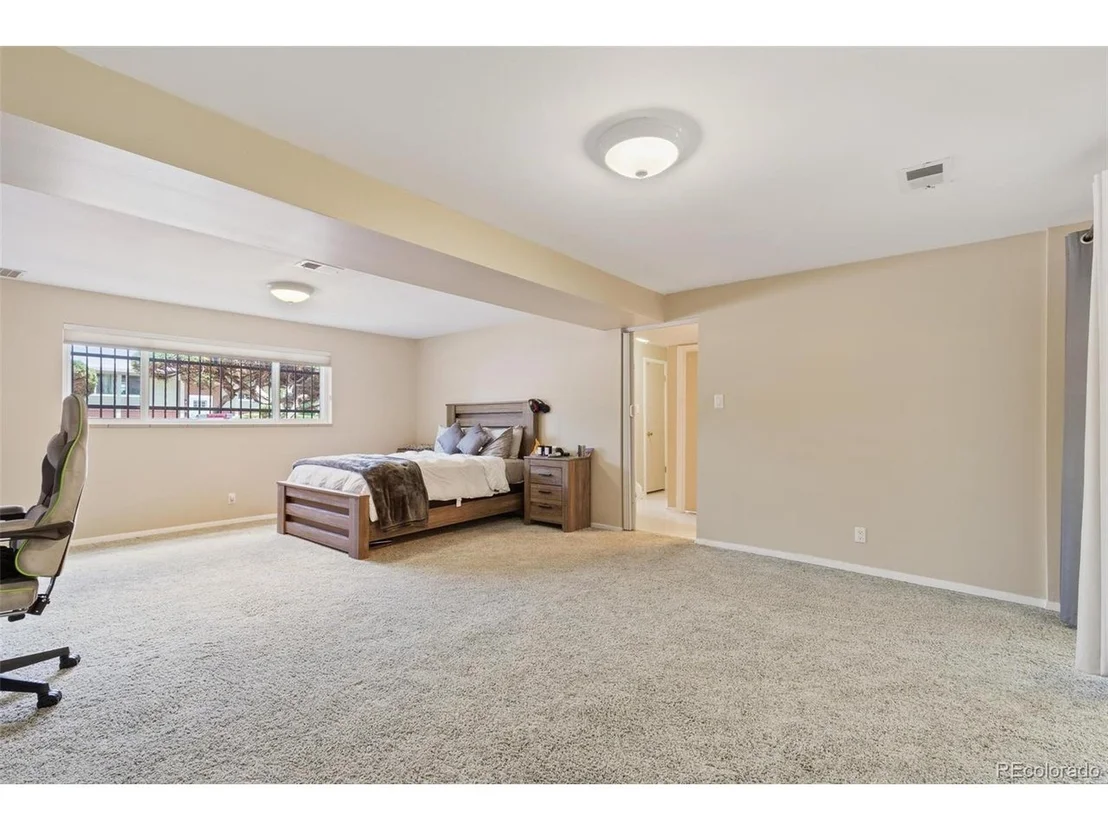 Photo of 1202 W 100th Pl