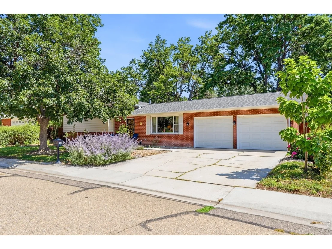 Photo of 14 Princeton Cir