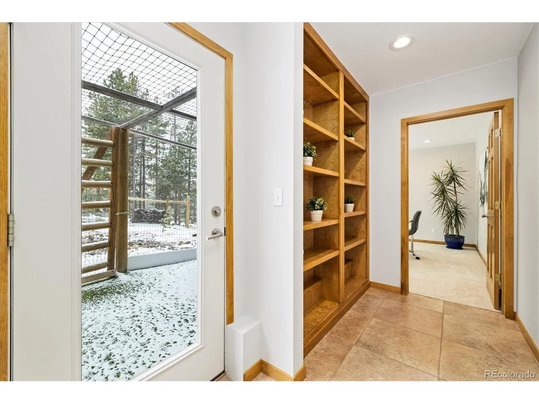 Photo of 10354 Georgia Cir