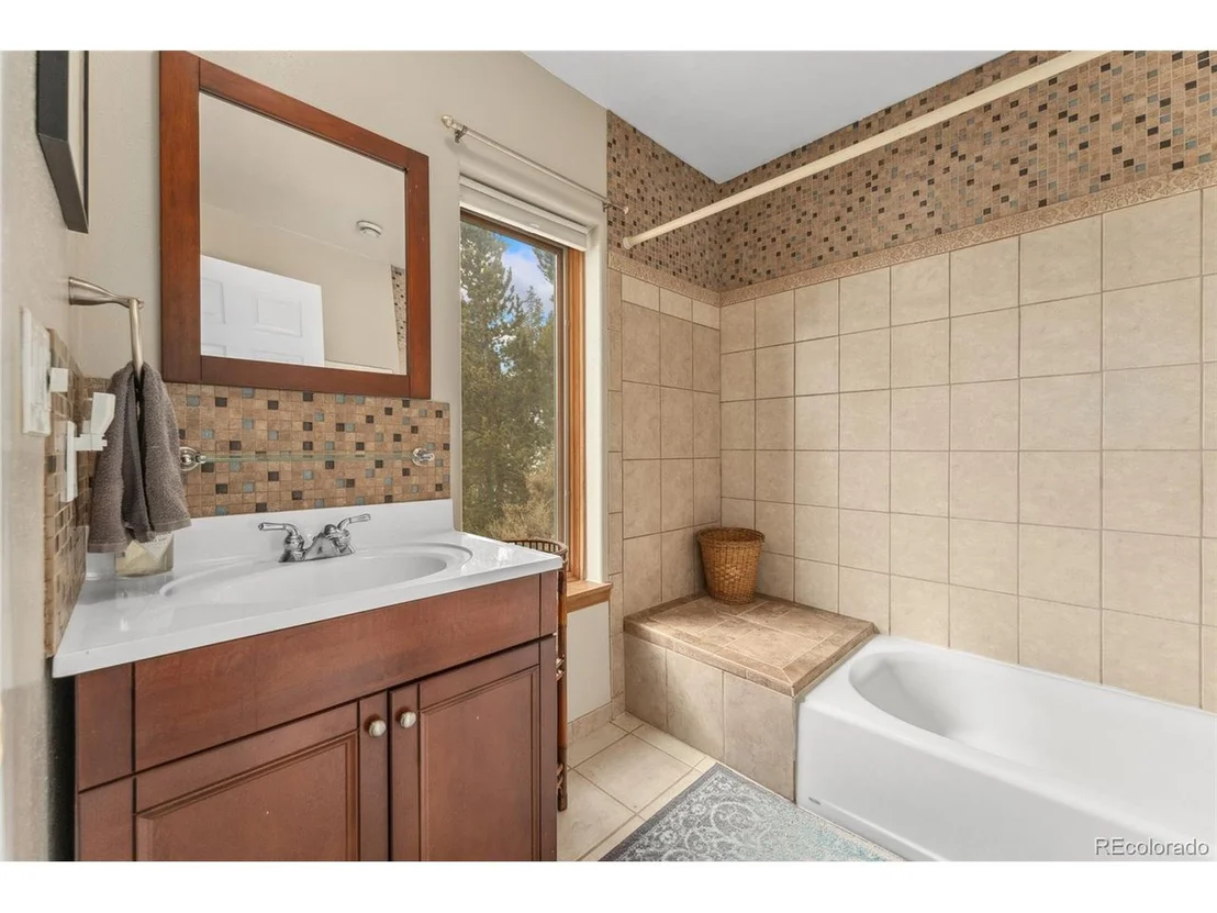 Photo of 260 County Road 8551