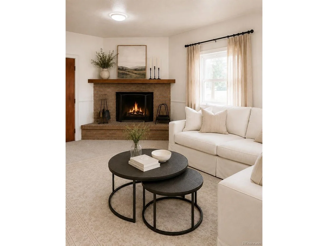 Photo of 780 Emerson Cir