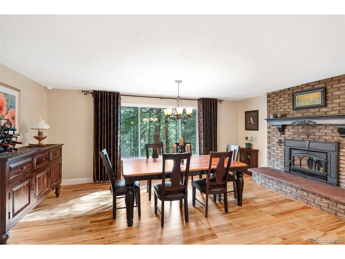 Photo of 6561 Valley Cir