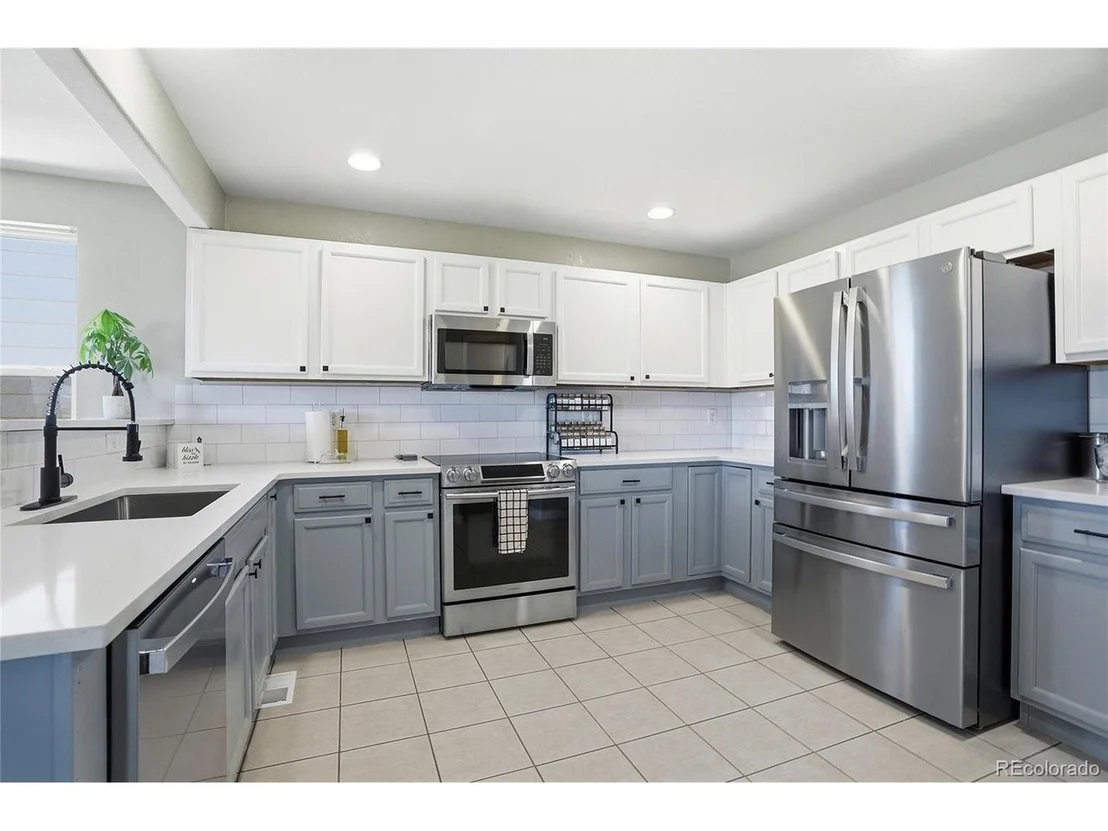 Photo of 10521 Taylor Ave